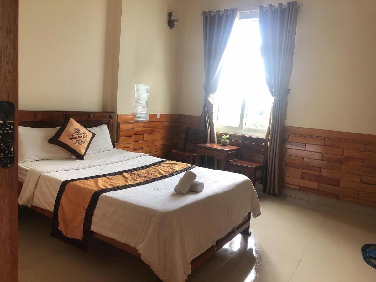 Hoang Gia Bao Hotel Kon Tum Экстерьер фото